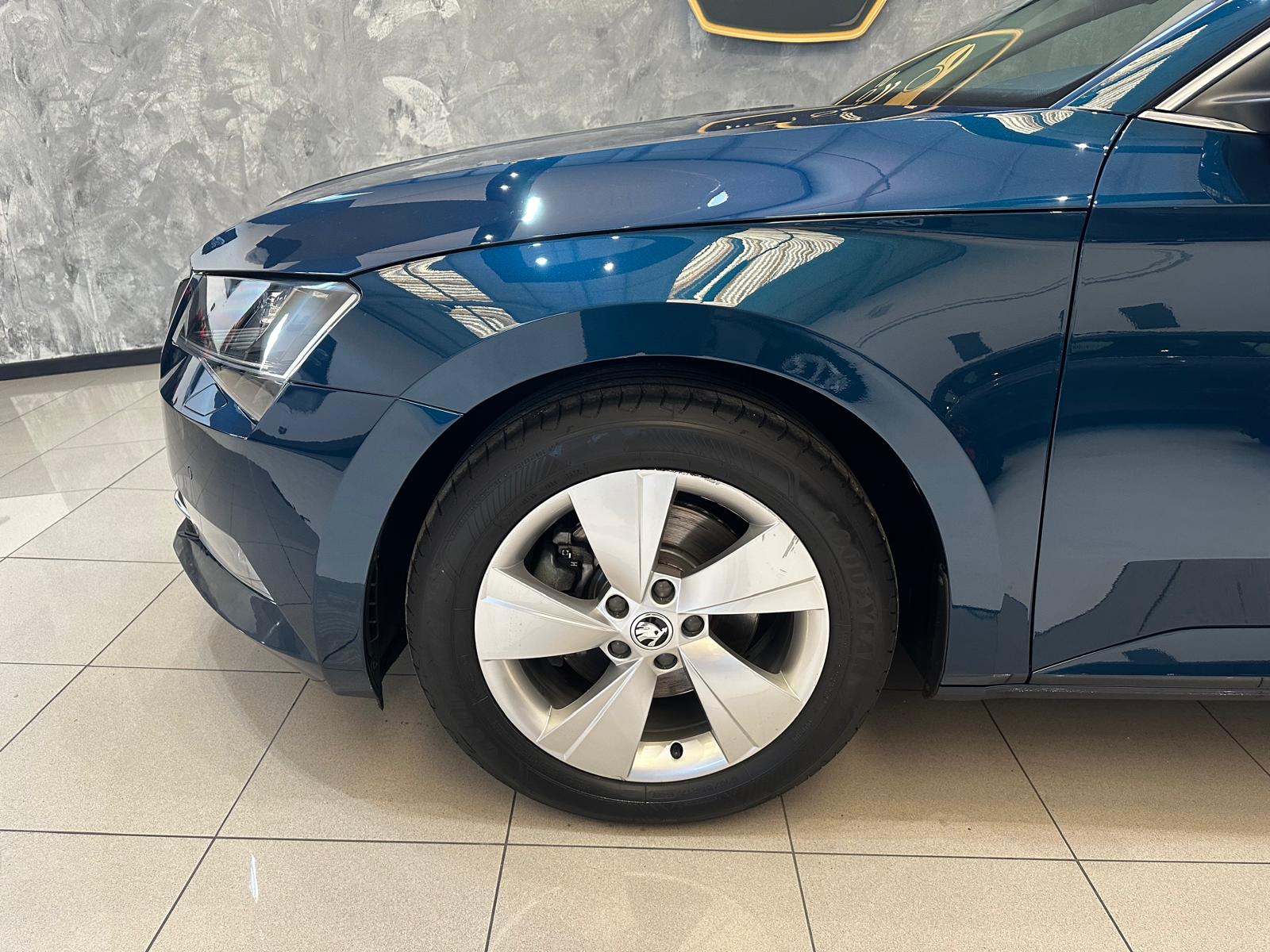 Skoda SuperB 2.0 150cv