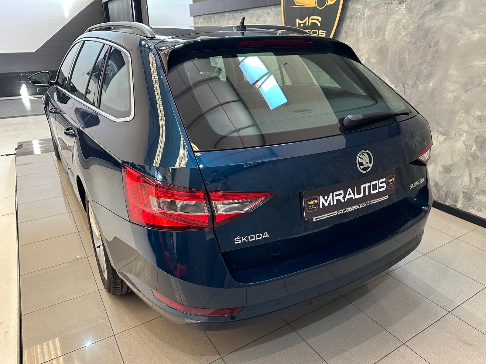 Skoda SuperB 2.0 150cv