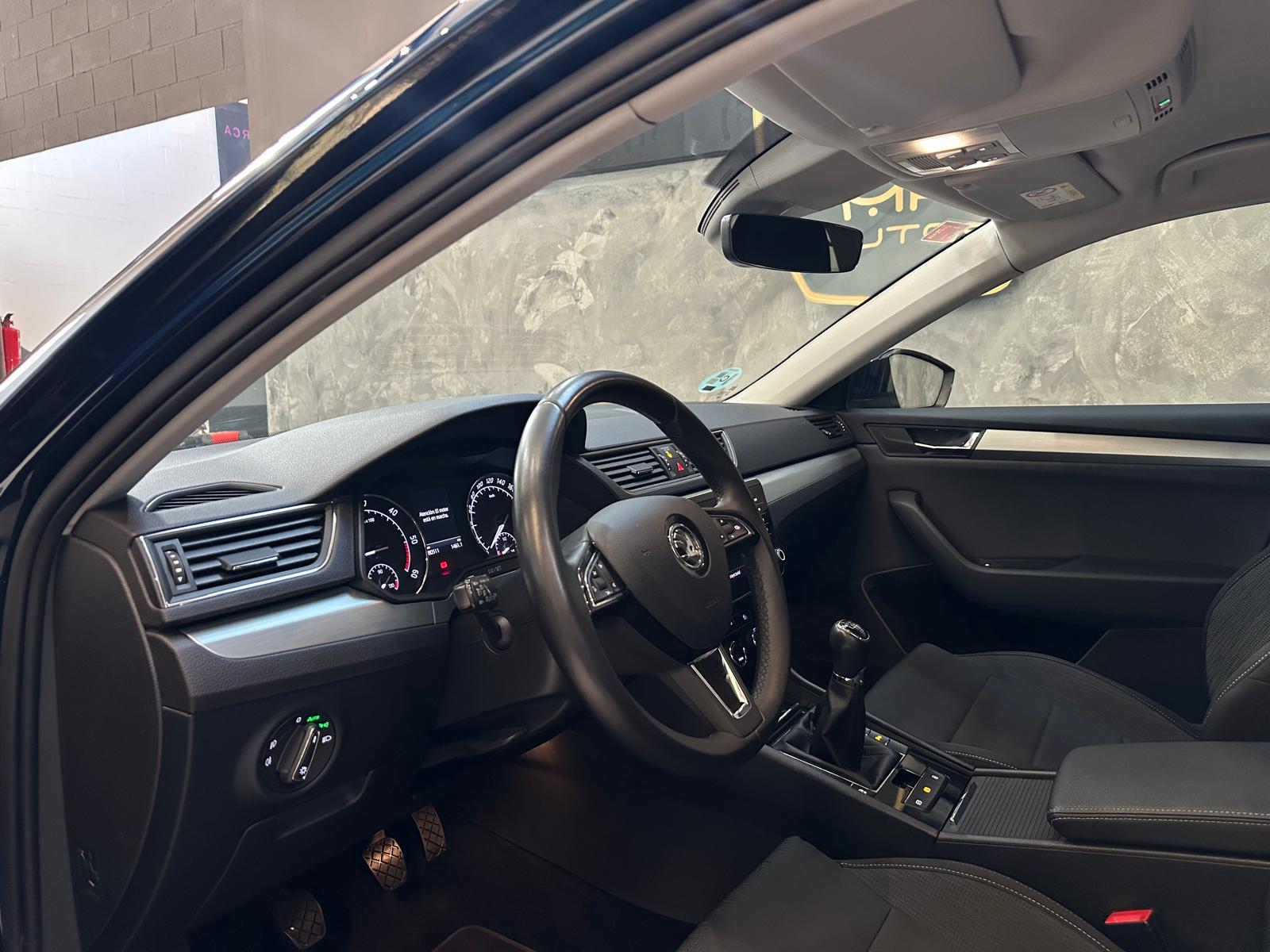 Skoda SuperB 2.0 150cv