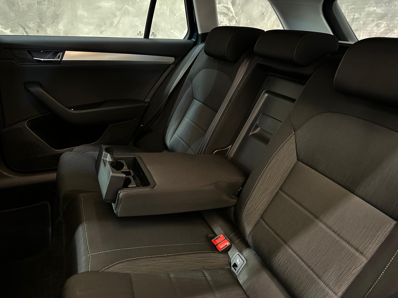 Skoda SuperB 2.0 150cv