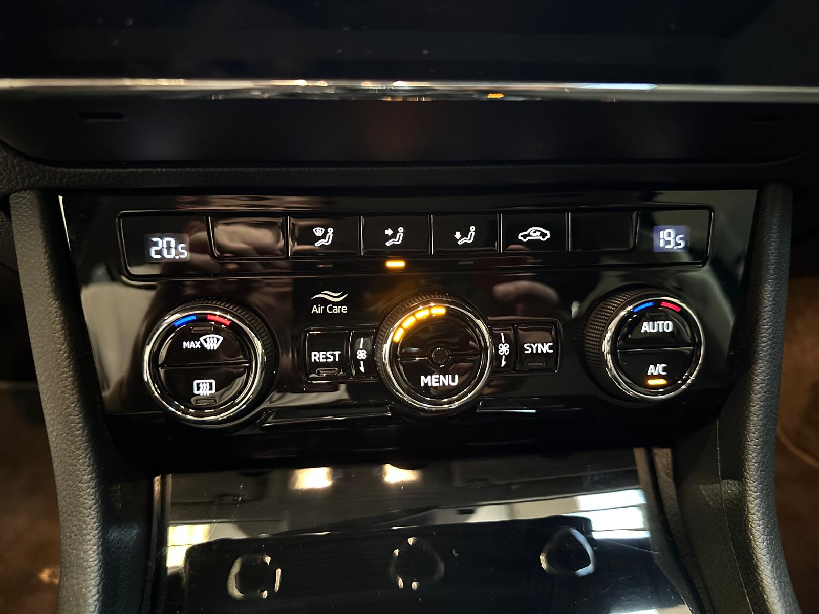 Skoda SuperB 2.0 150cv