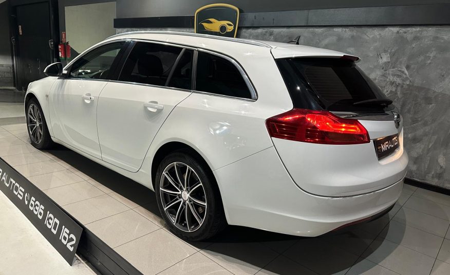 Opel Insignia Sport Tourer 2.0CDTi 160Cv