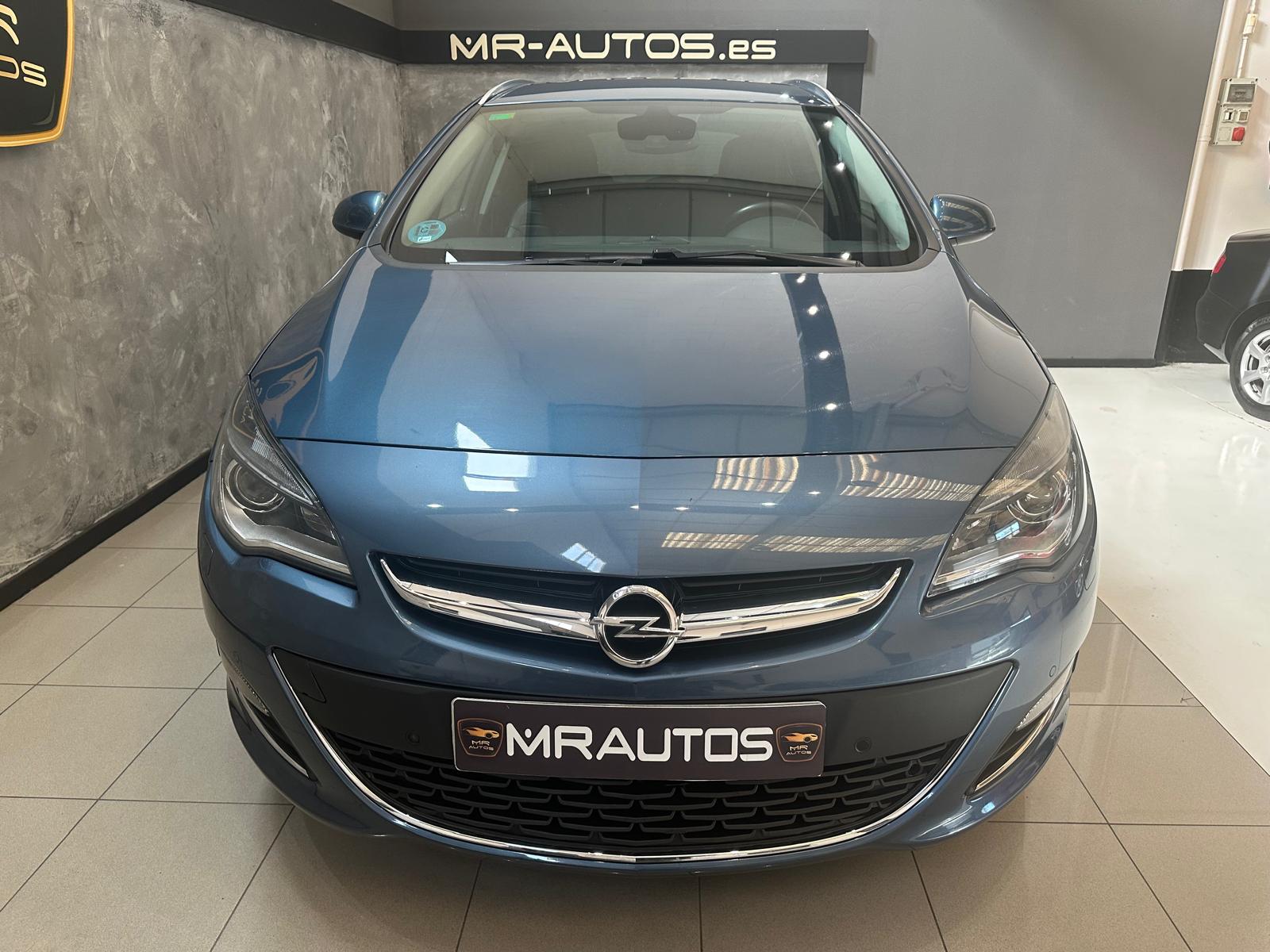 Opel Astra ST 1.6CDTi 136cv