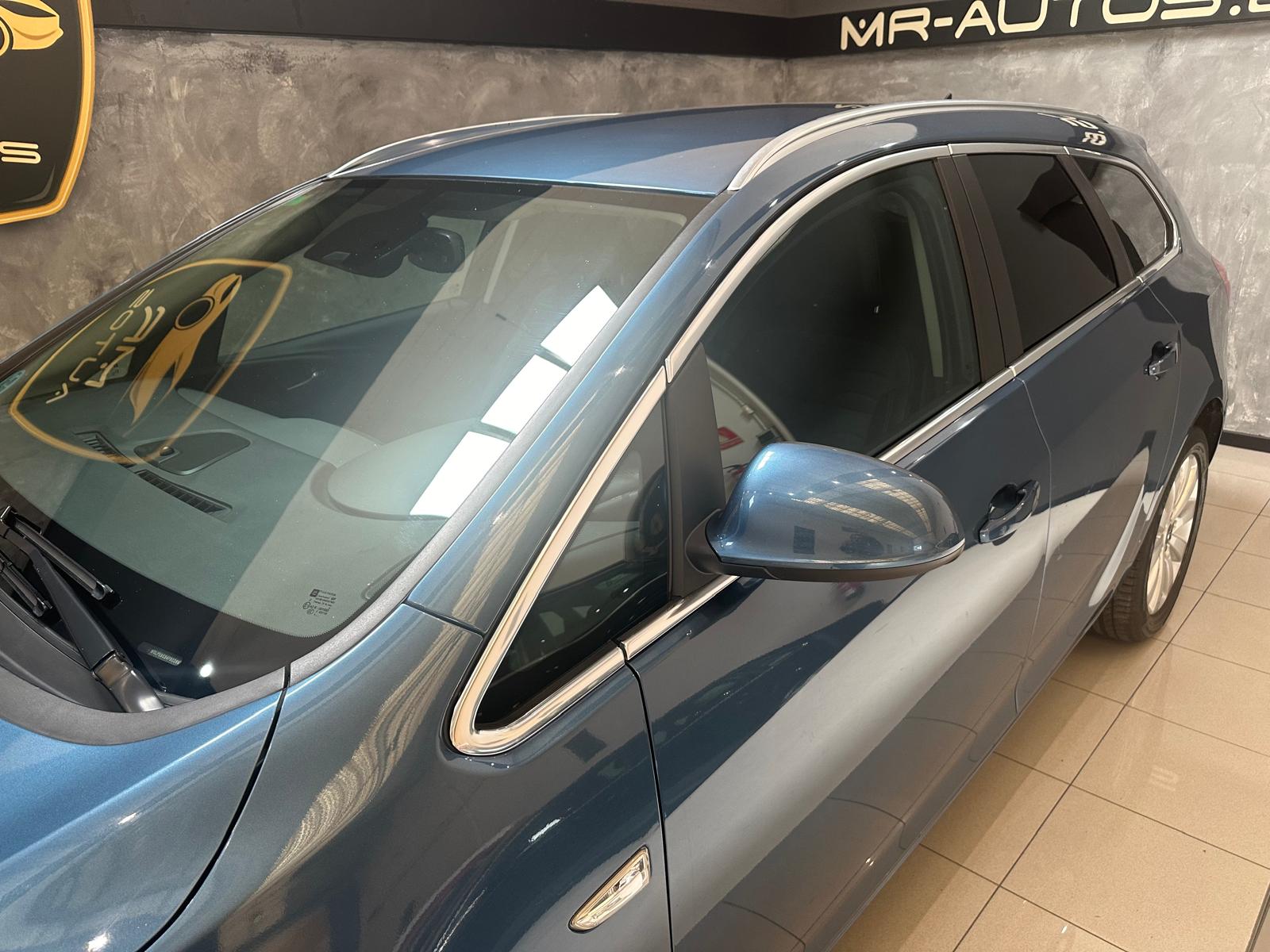 Opel Astra ST 1.6CDTi 136cv