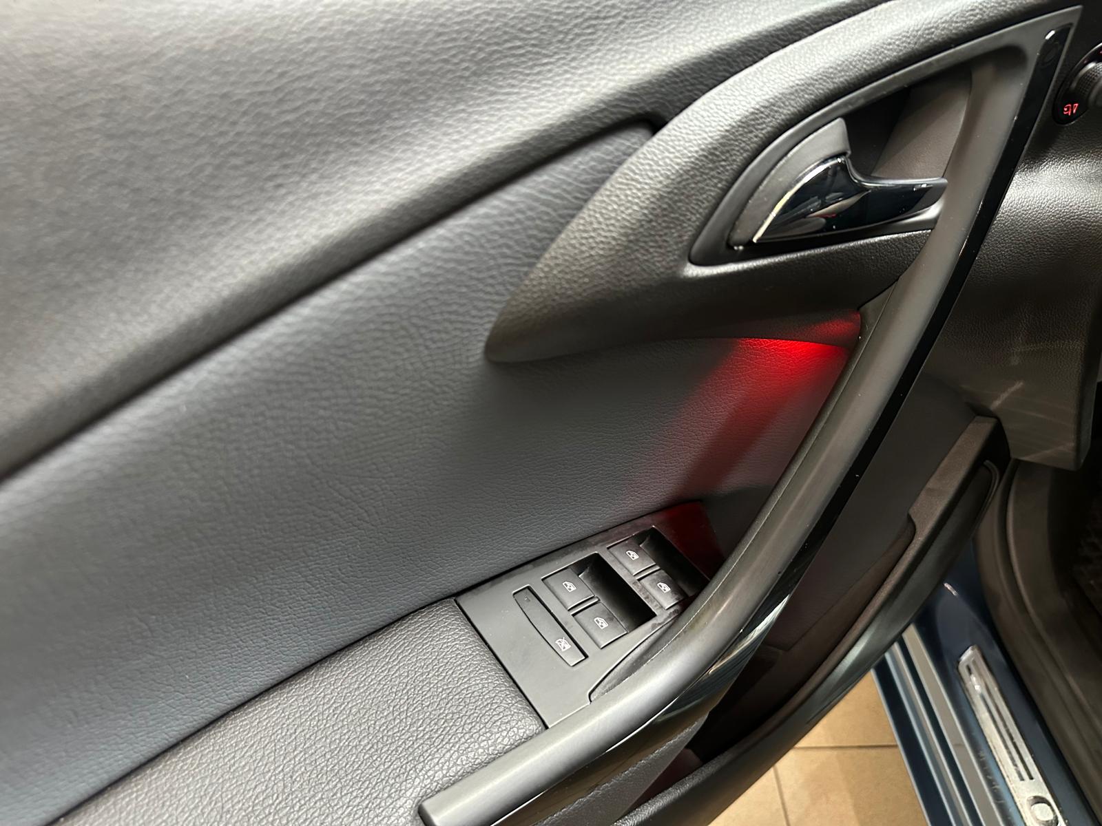 Opel Astra ST 1.6CDTi 136cv