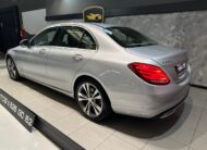 Mercedes-Benz C220d 170cv