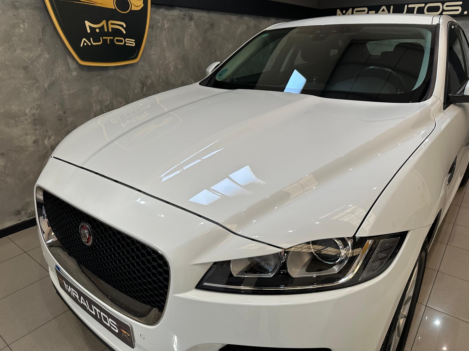 Jaguar F-Pace 2.0 180cv