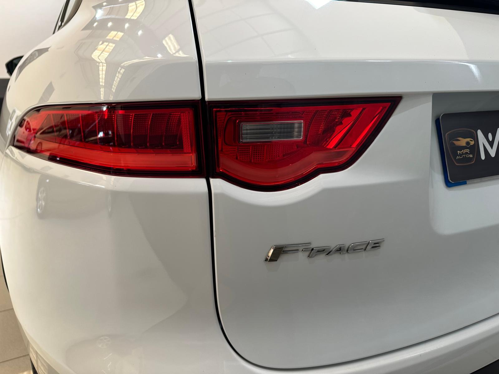 Jaguar F-Pace 2.0 180cv