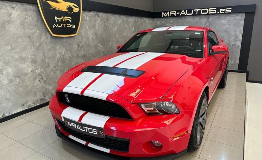 Ford Shelby GT 500 SVT 5.4 V8