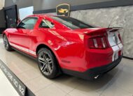 Ford Shelby GT 500 SVT 5.4 V8