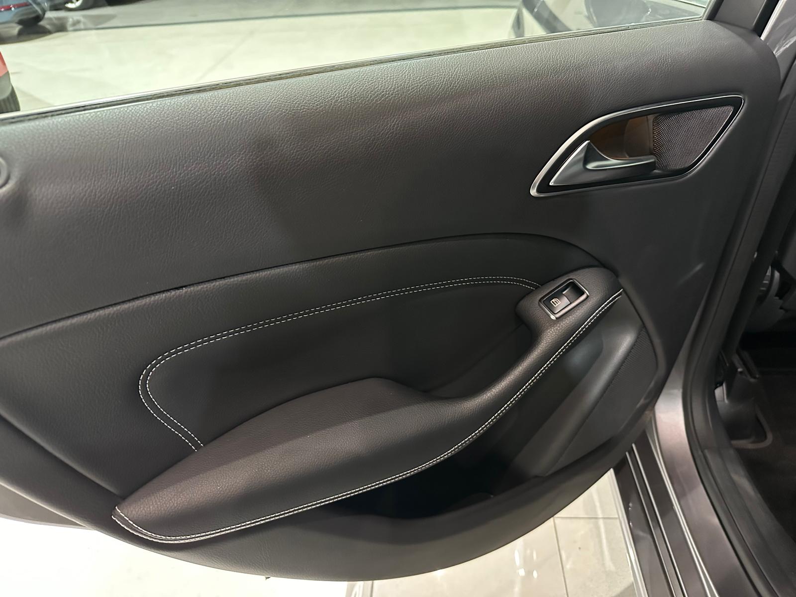 Mercedes-Benz Clase B200