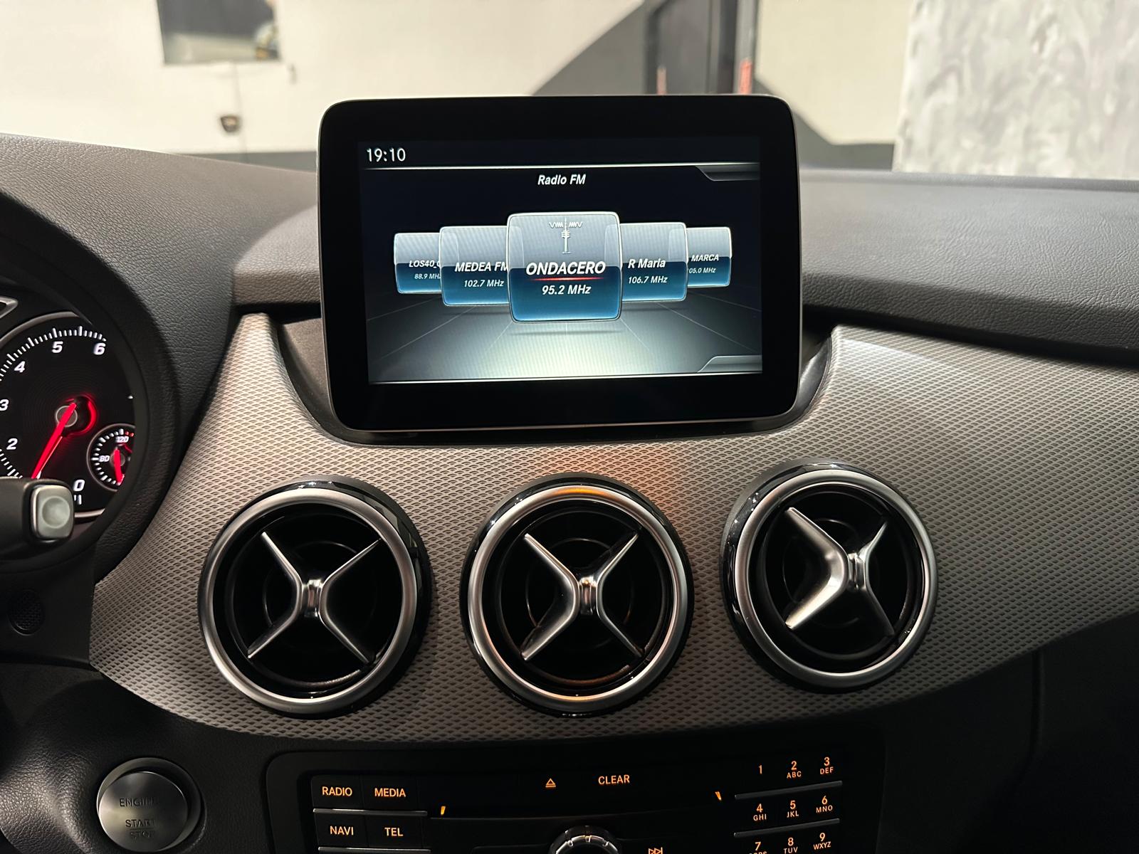 Mercedes-Benz Clase B200