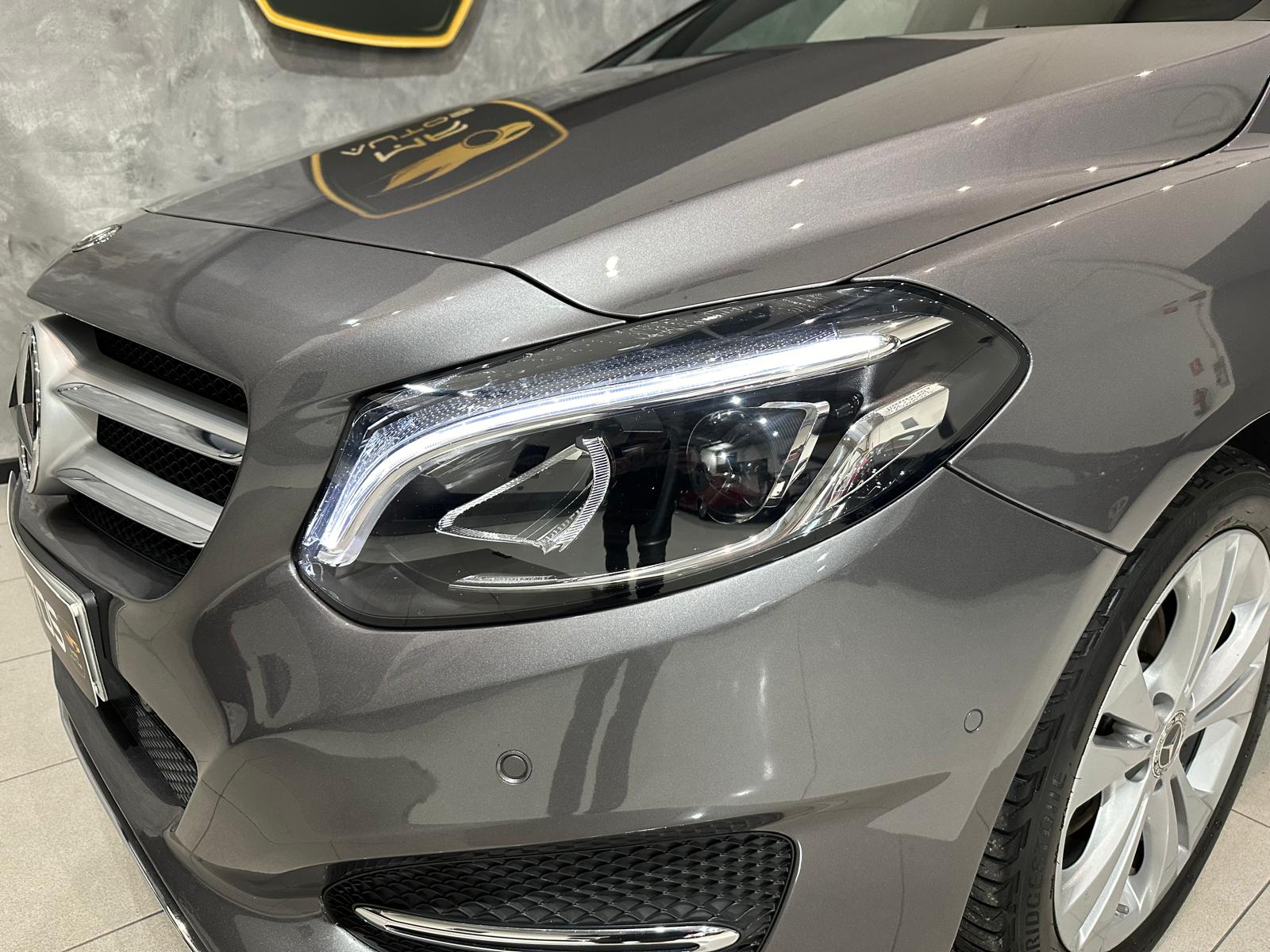 Mercedes-Benz Clase B200