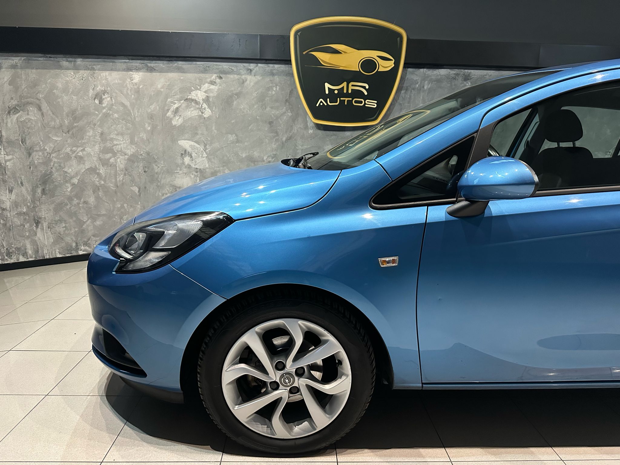 Opel Corsa 1.4 90cv