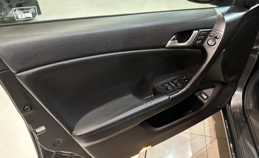 Honda Accord Tourer 2.2cc 150cv
