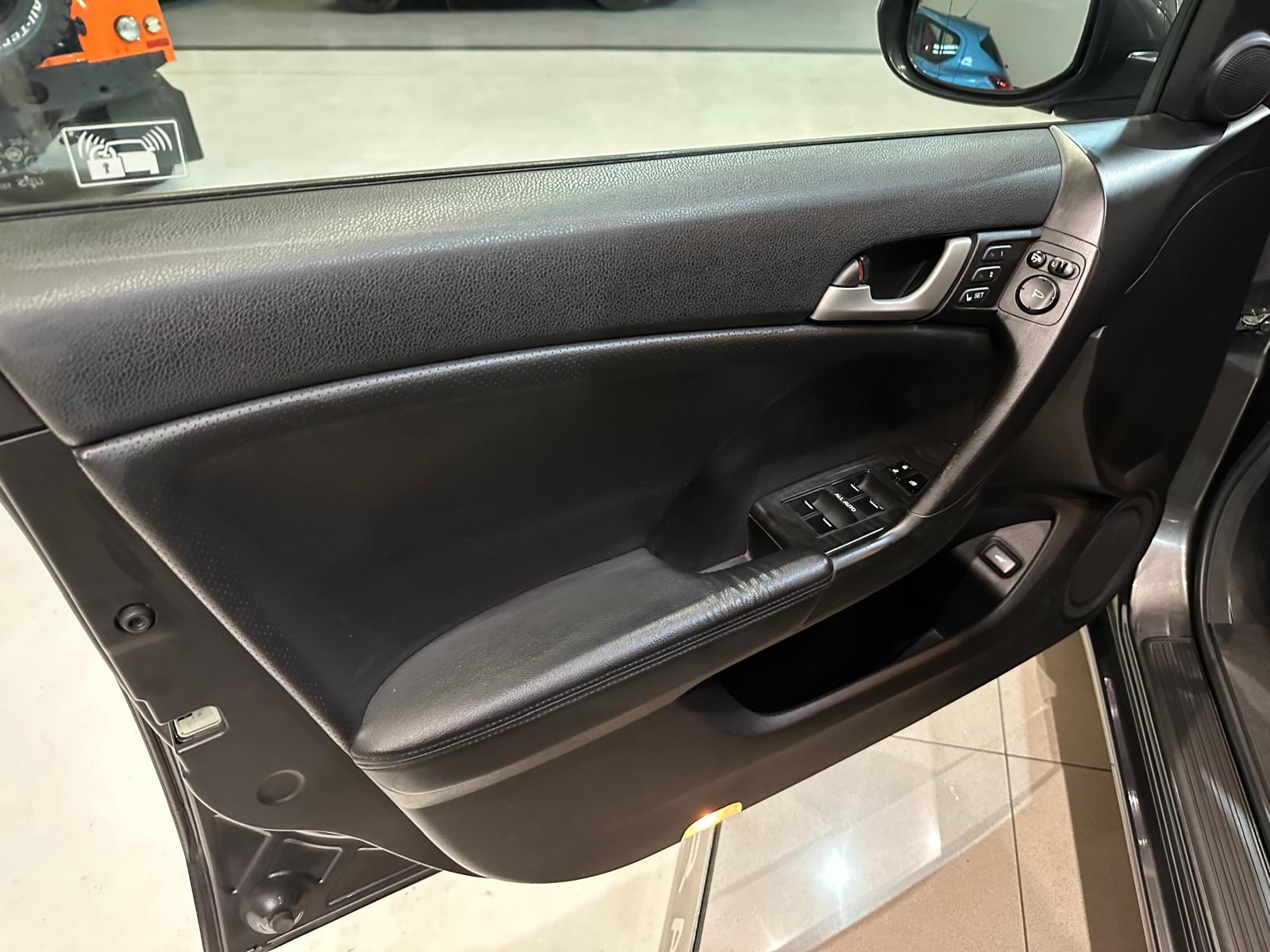 Honda Accord Tourer 2.2cc 150cv