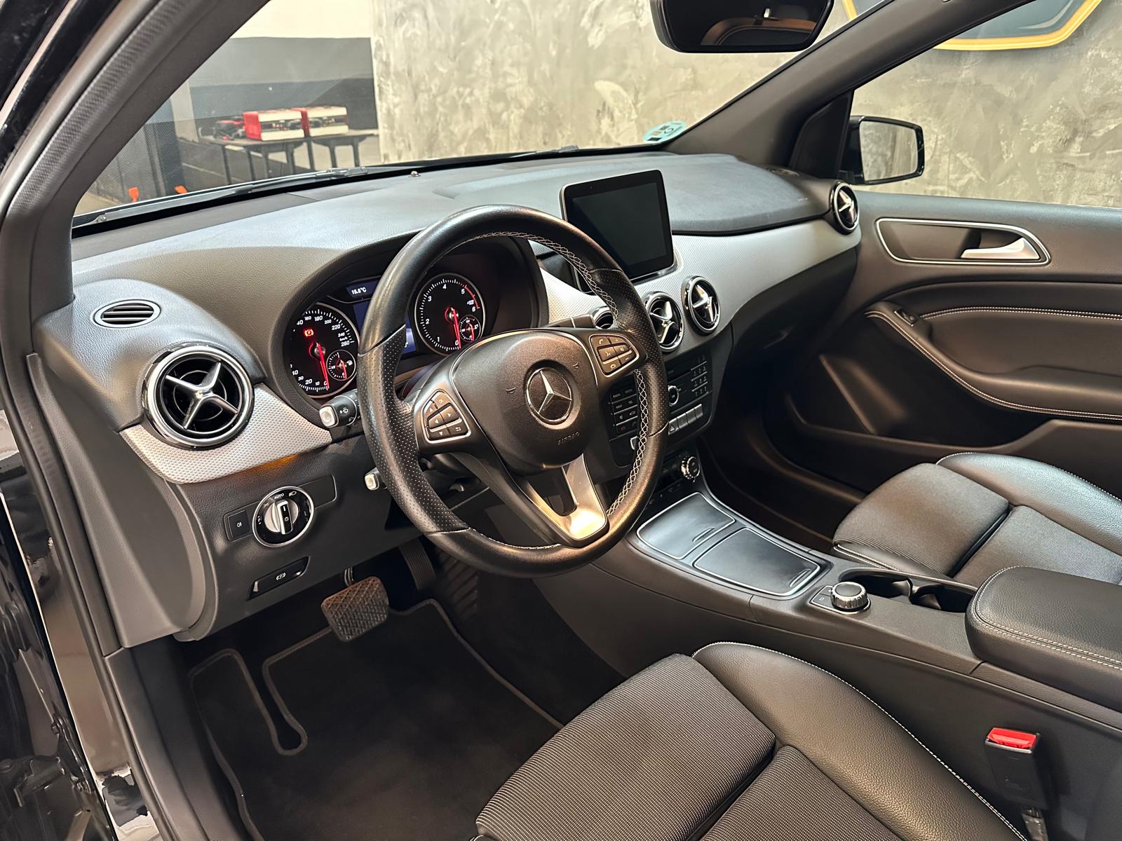 Mercedes-Benz Clase B 200