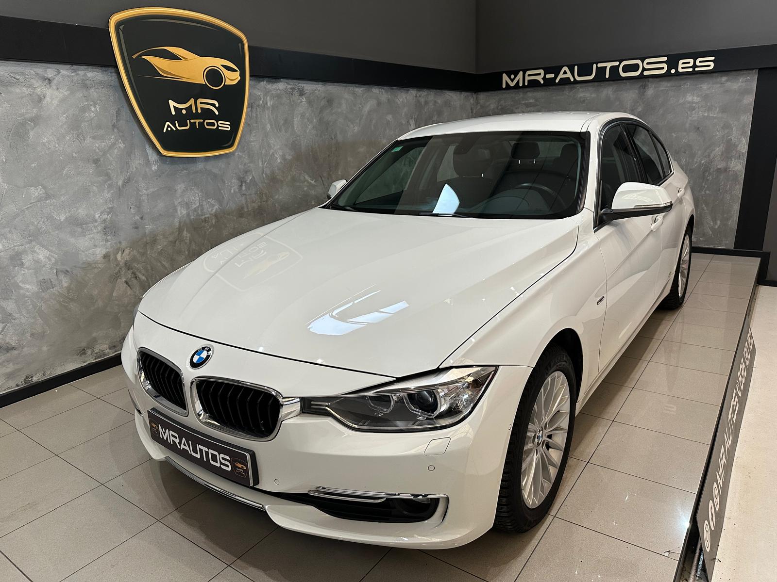 BMW 318D F30 Luxury 2.0cc 25cv