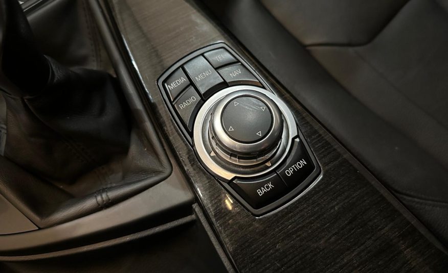 BMW 318D F30 Luxury 2.0cc 25cv