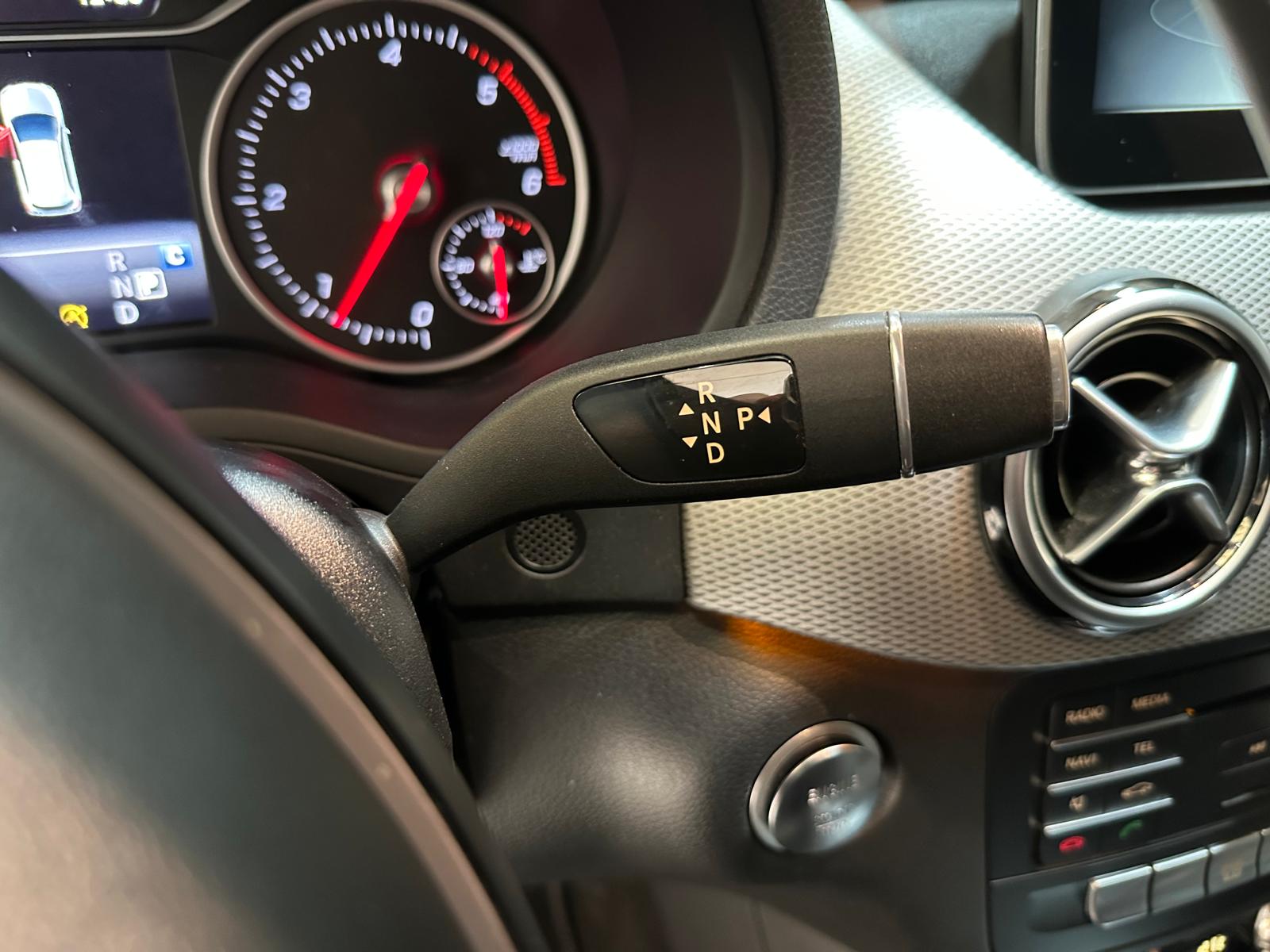 Mercedes-Benz Clase B 200