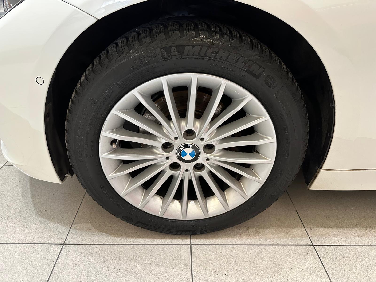 BMW 318D F30 Luxury 2.0cc 25cv