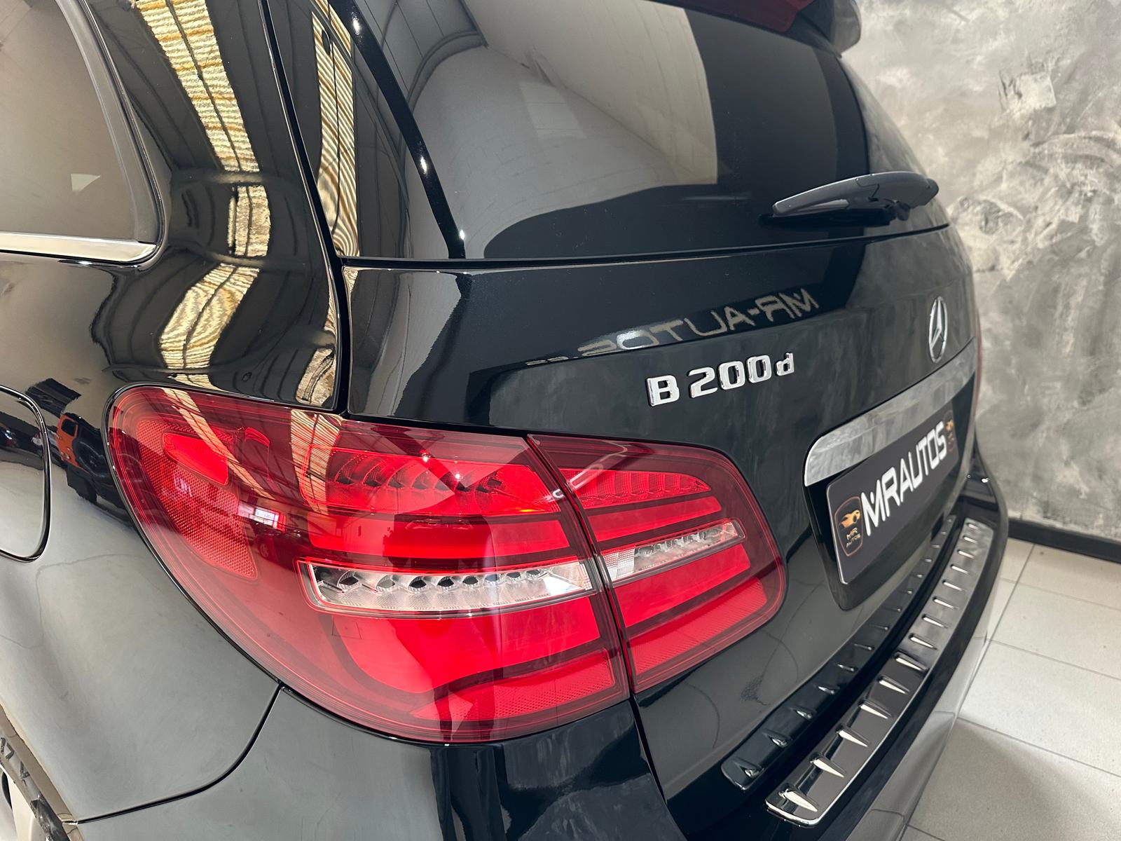 Mercedes-Benz Clase B 200