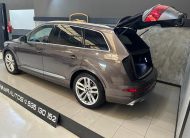 Audi Q7 3.0TDI 272cv Quattro