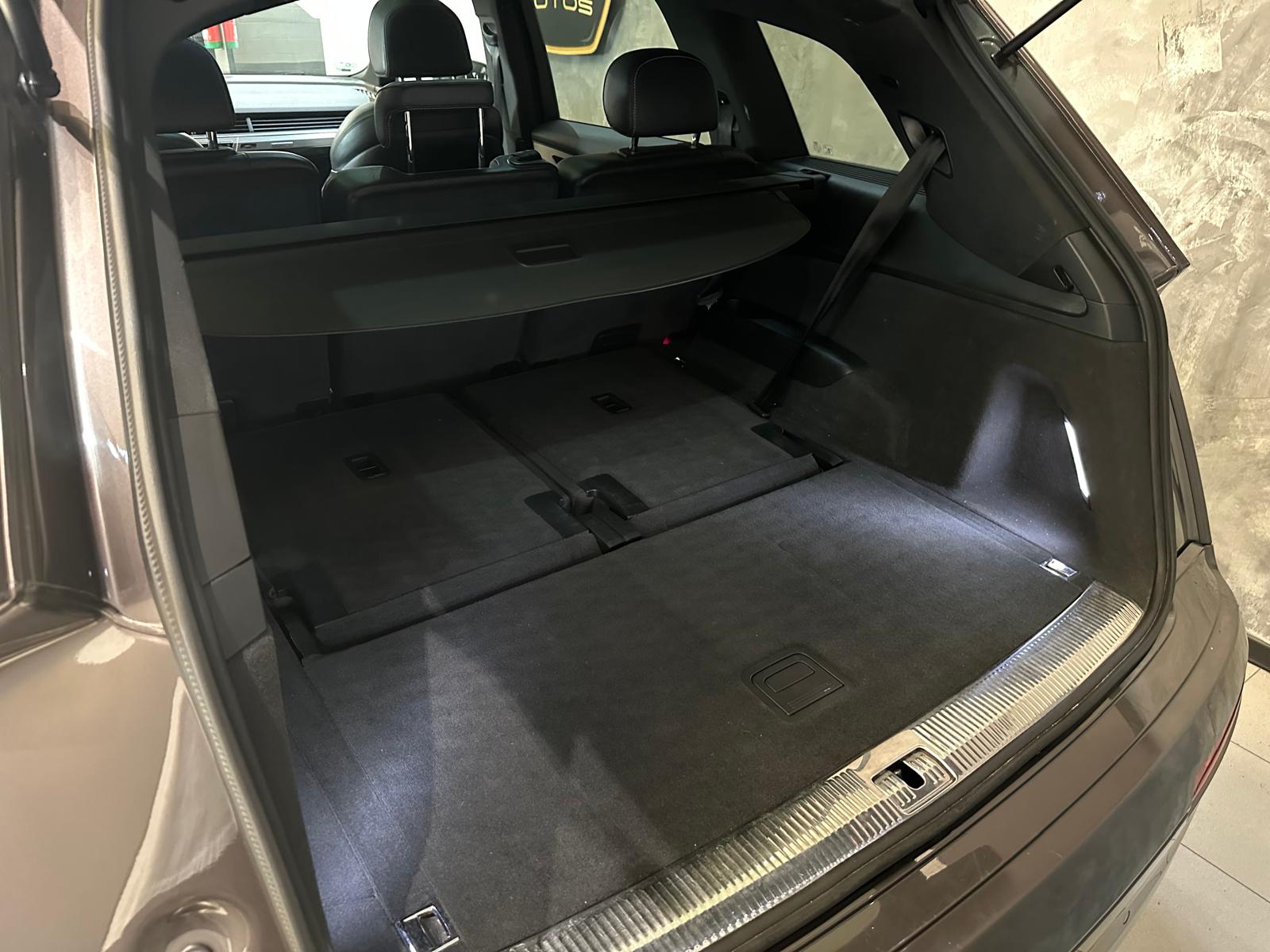 Audi Q7 3.0TDI 272cv Quattro