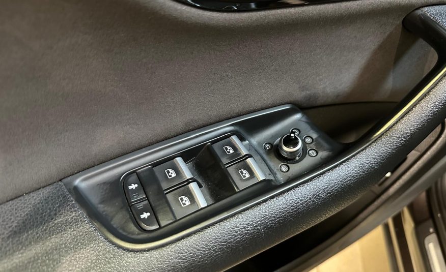 Audi Q7 3.0TDI 272cv Quattro