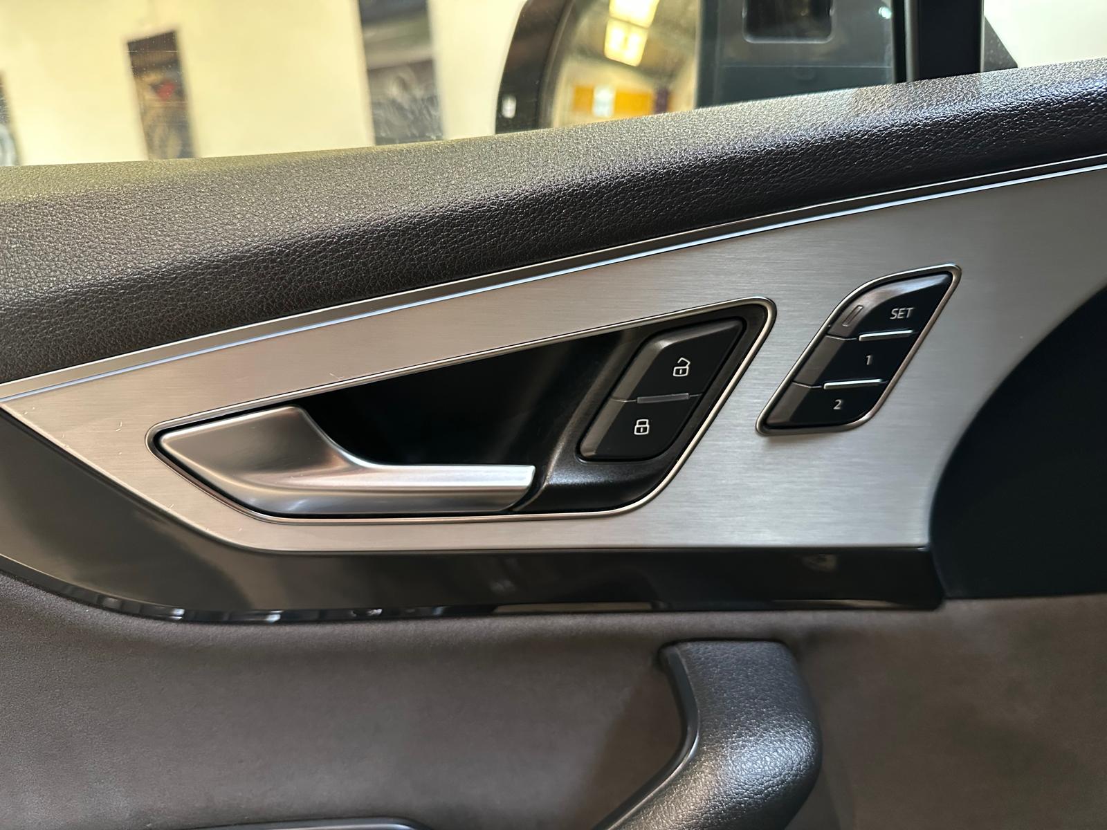 Audi Q7 3.0TDI 272cv Quattro