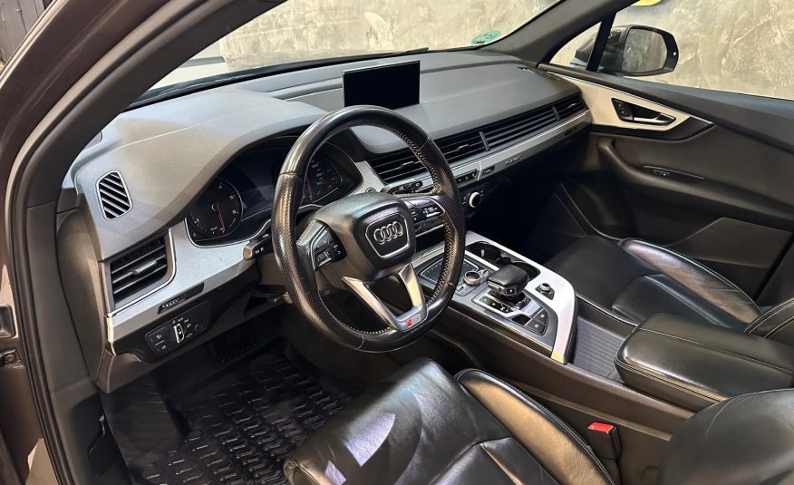 Audi Q7 3.0TDI 272cv Quattro