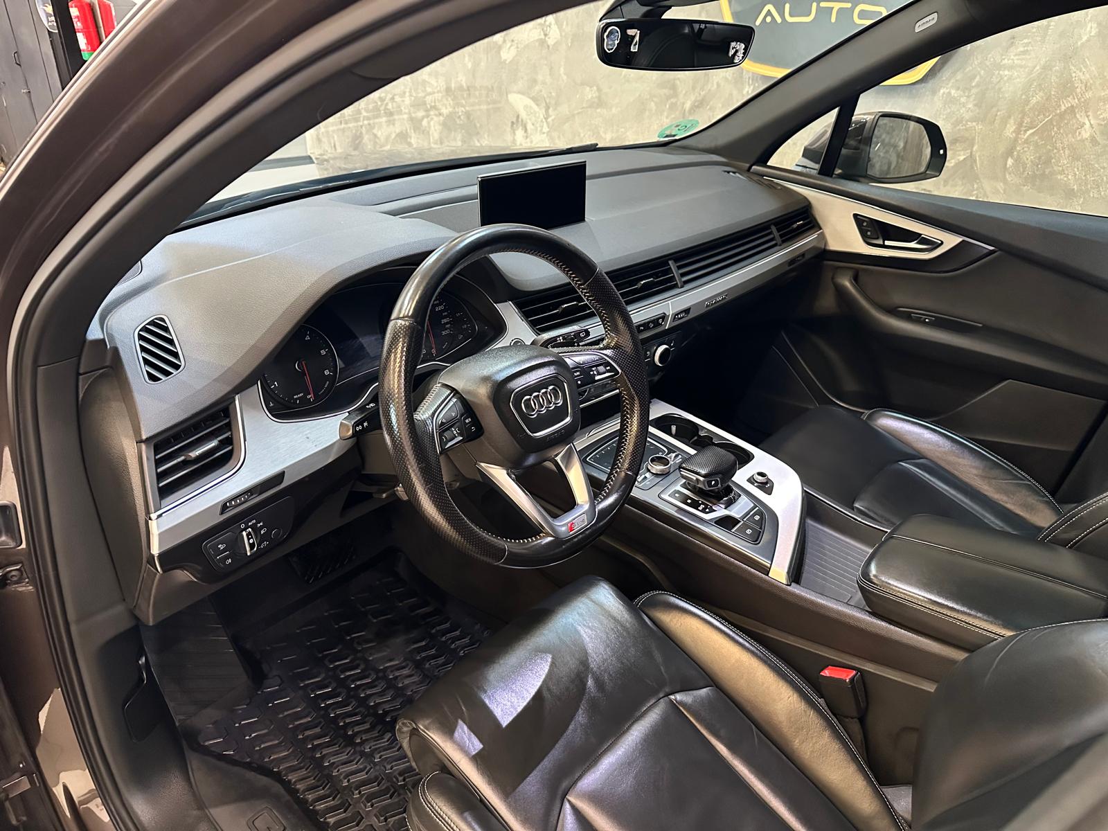 Audi Q7 3.0TDI 272cv Quattro