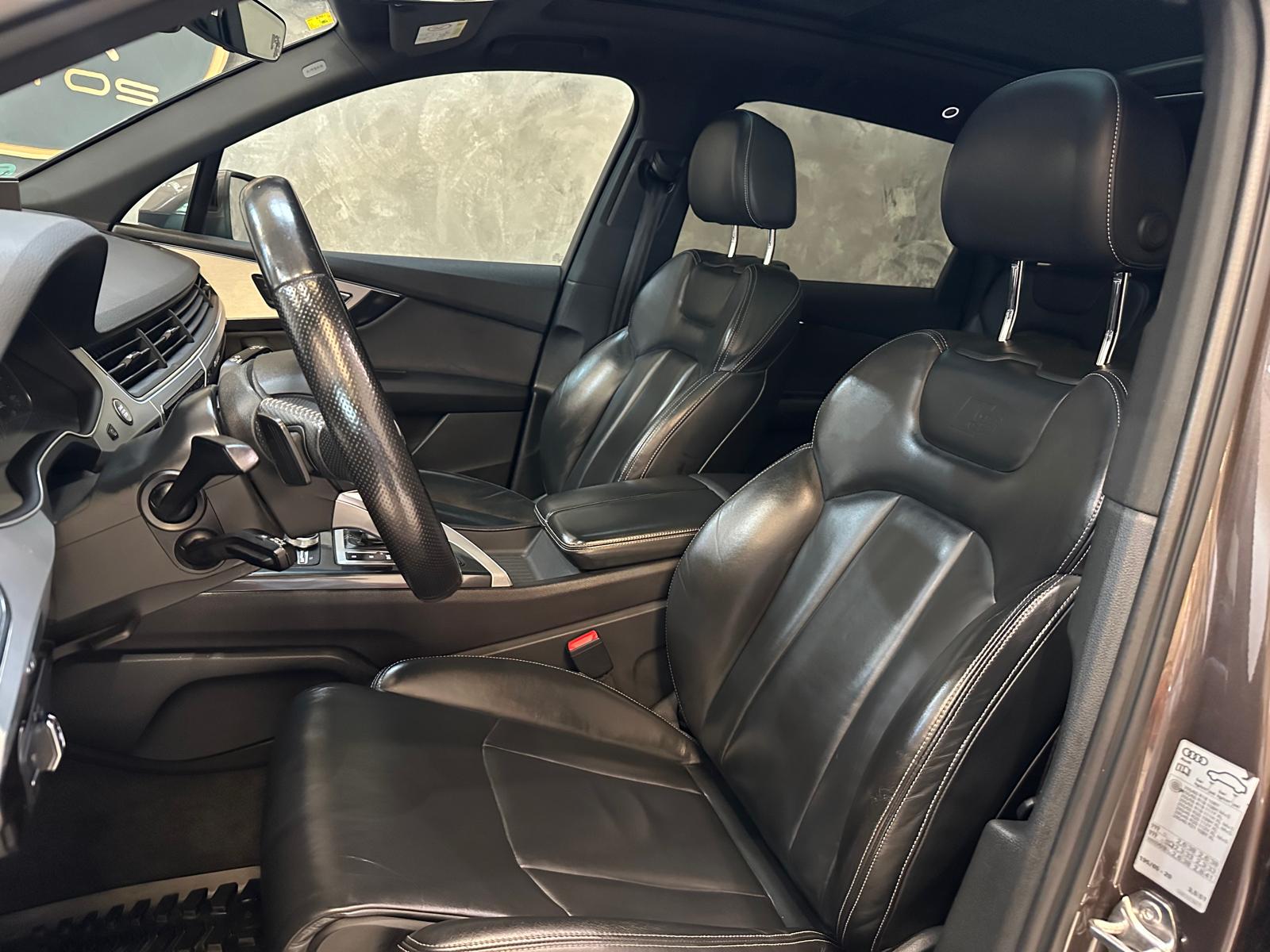 Audi Q7 3.0TDI 272cv Quattro