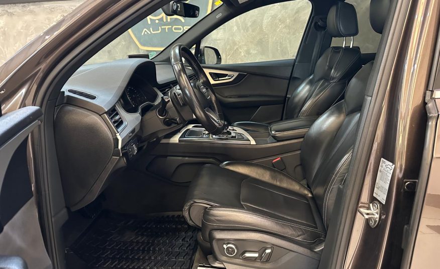 Audi Q7 3.0TDI 272cv Quattro
