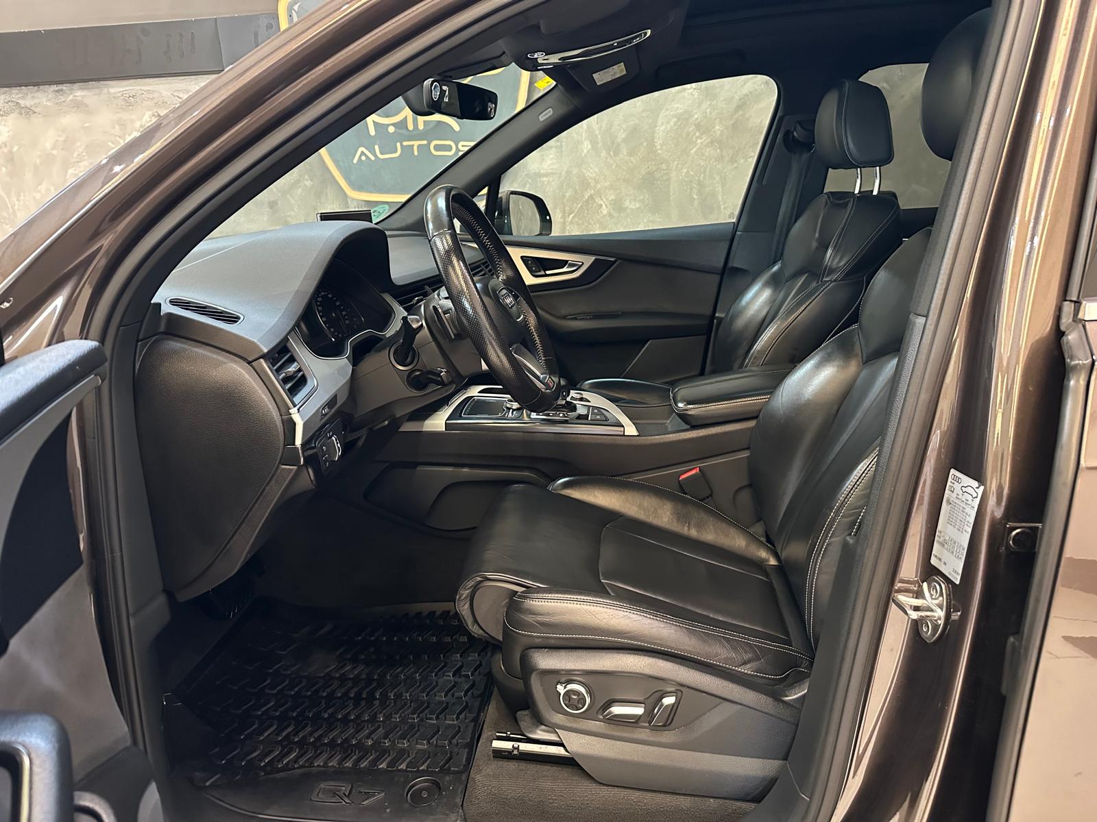 Audi Q7 3.0TDI 272cv Quattro