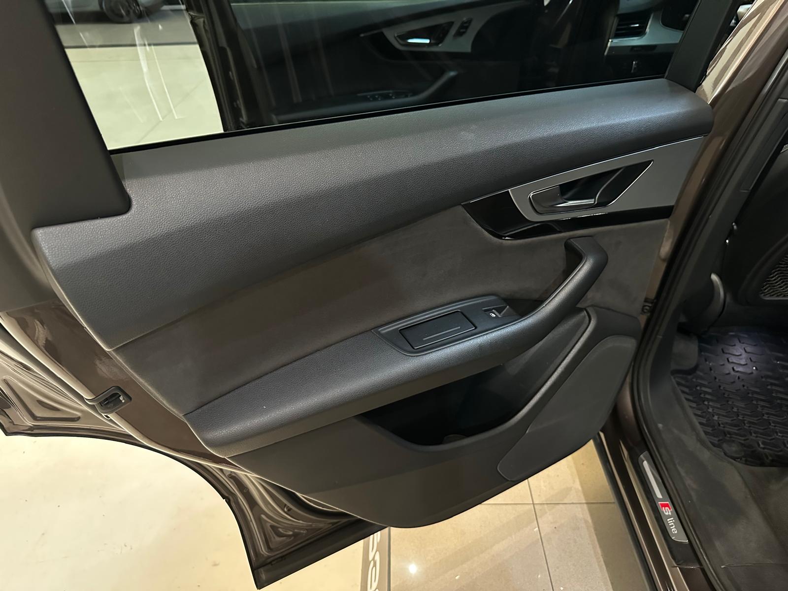 Audi Q7 3.0TDI 272cv Quattro