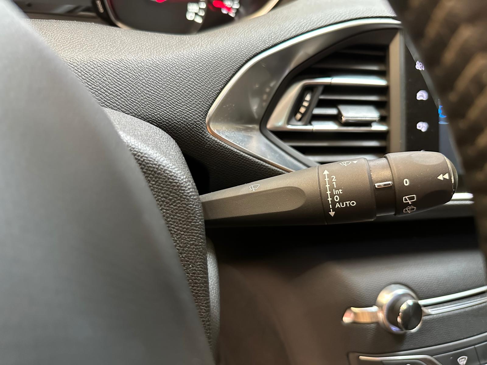 Peugeot 308SW 1.6cc 115cv