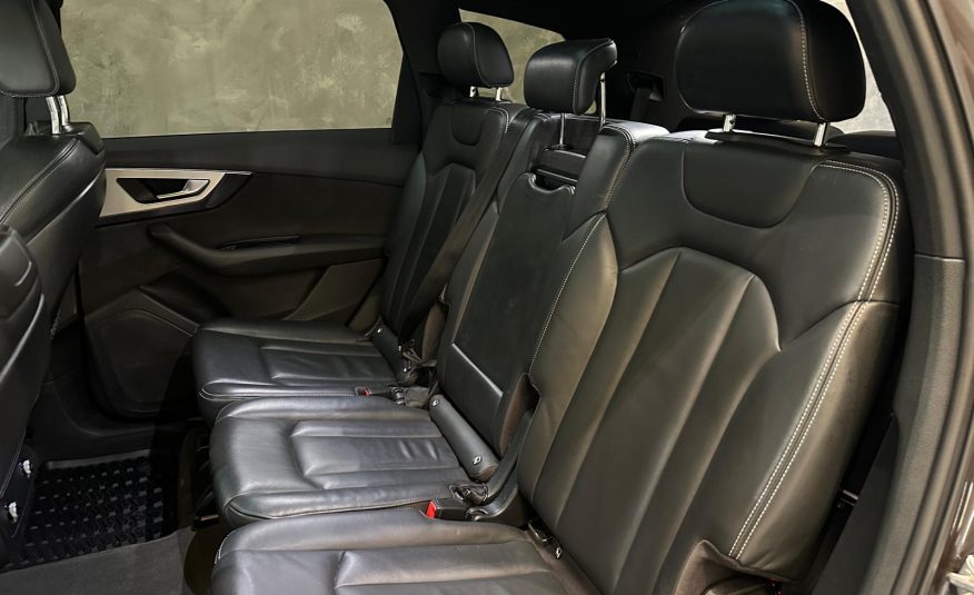 Audi Q7 3.0TDI 272cv Quattro
