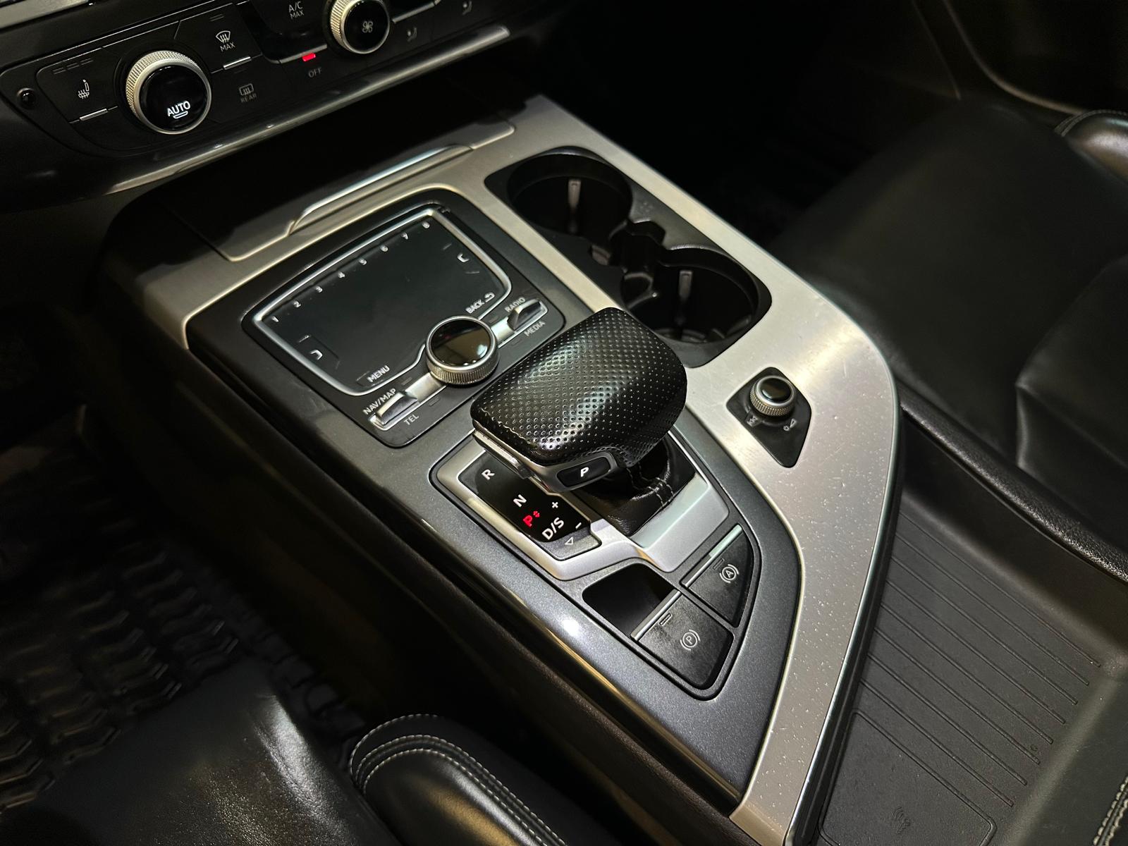 Audi Q7 3.0TDI 272cv Quattro