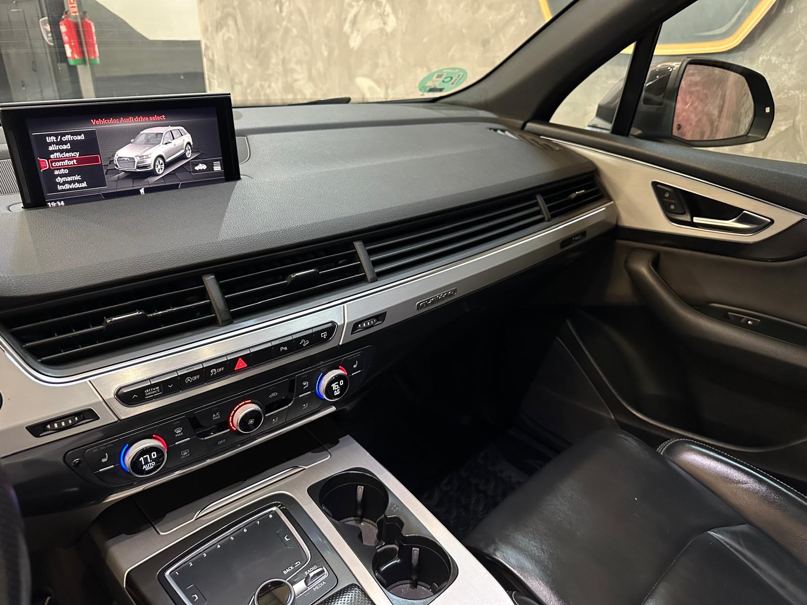 Audi Q7 3.0TDI 272cv Quattro