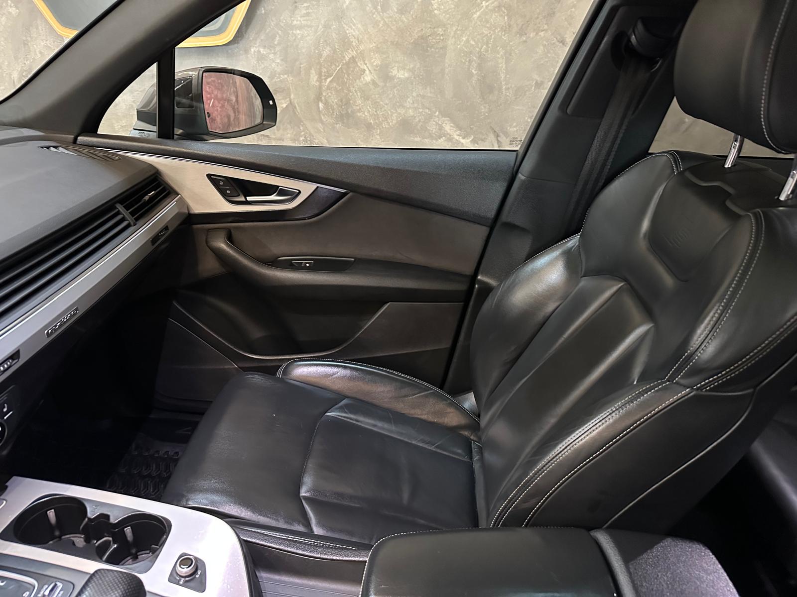 Audi Q7 3.0TDI 272cv Quattro