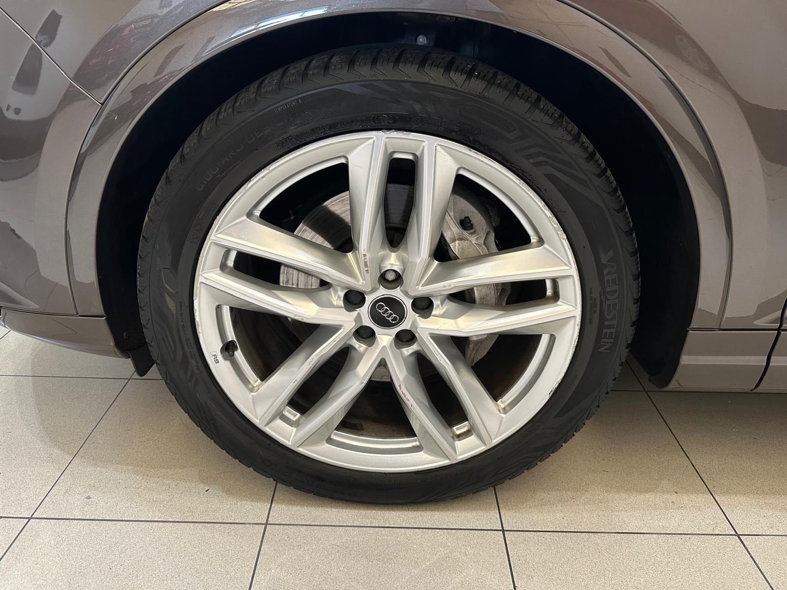 Audi Q7 3.0TDI 272cv Quattro