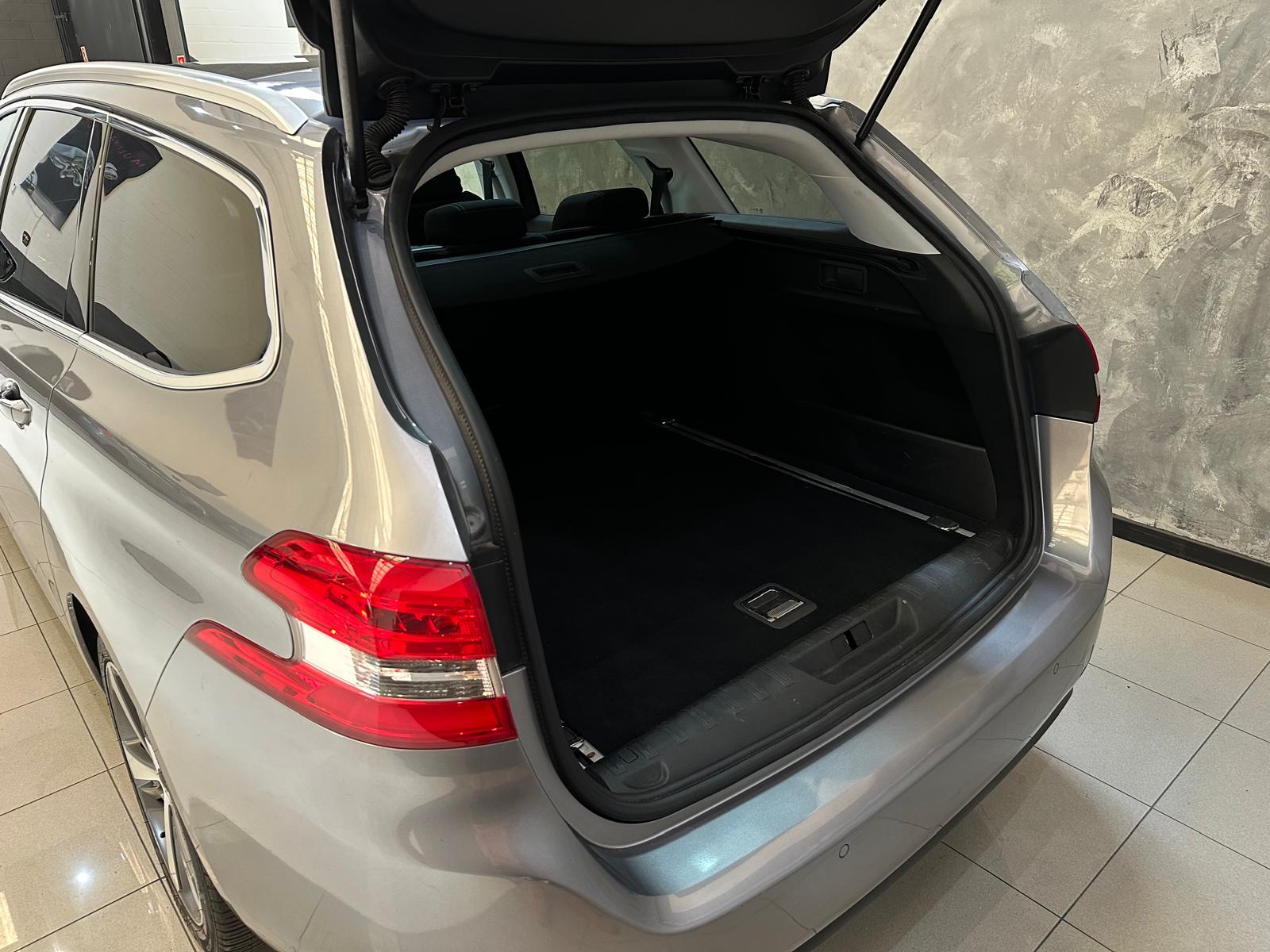 Peugeot 308SW 1.6cc 115cv