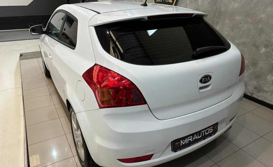Kia Ceed 1.6 128cv