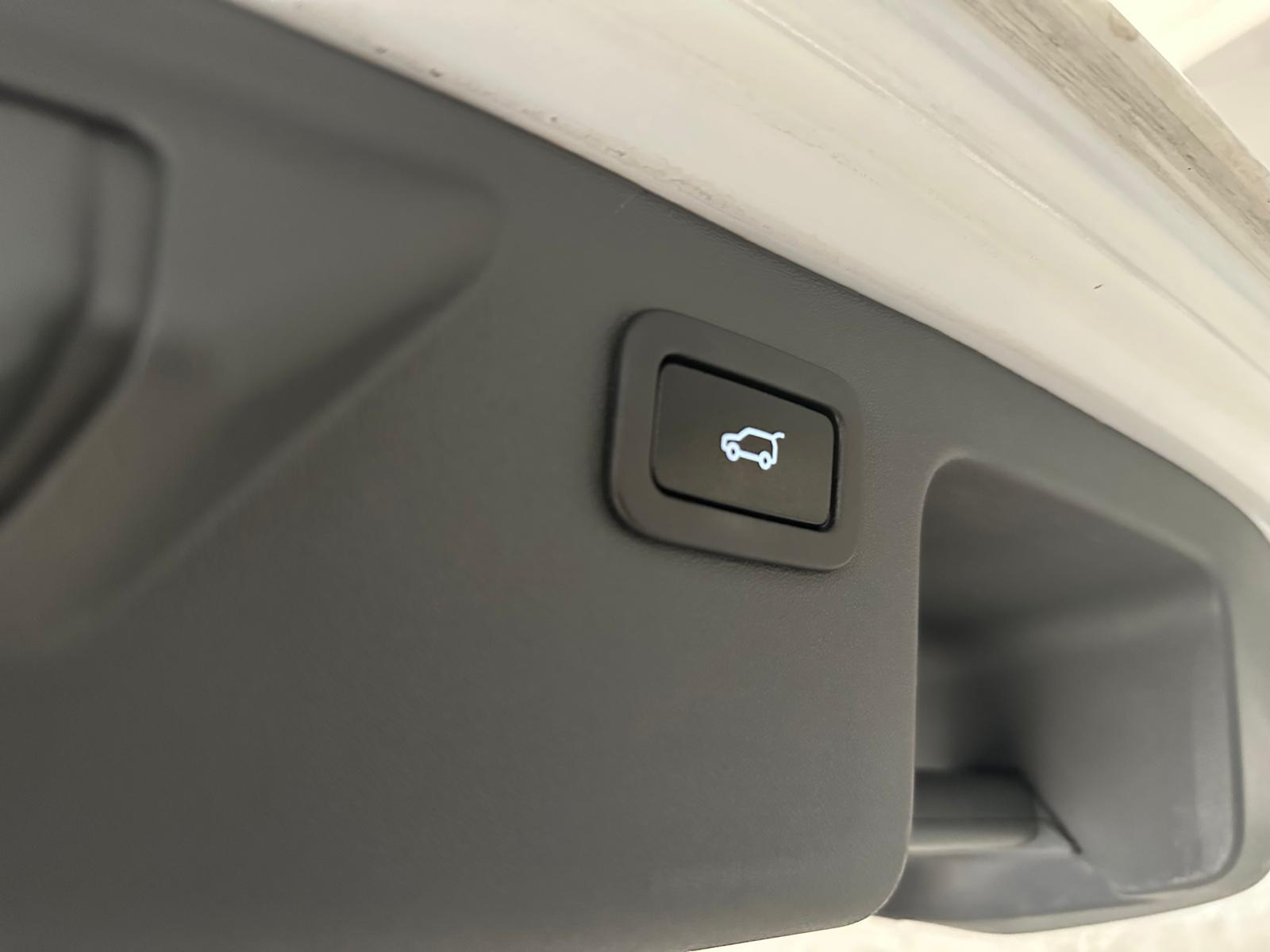 Land-Rover Discovery Sport 2.0 180cv