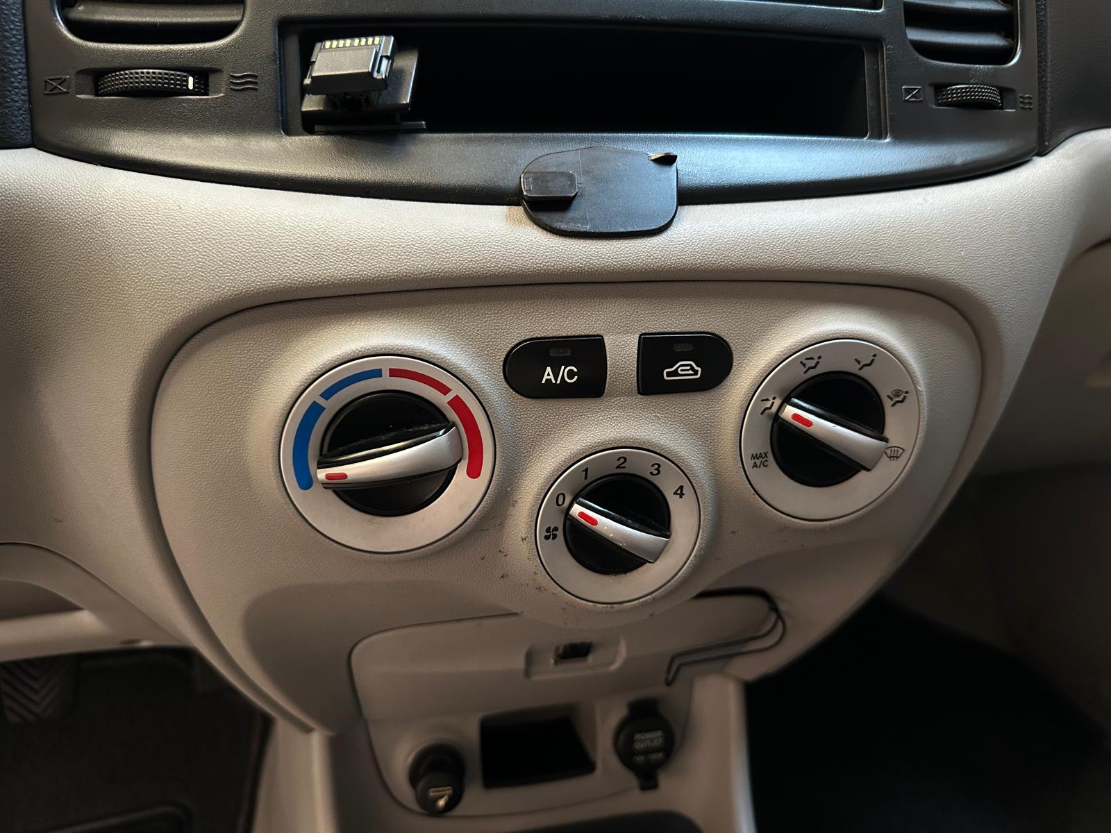 Hyundai Accent 1.5 110cv