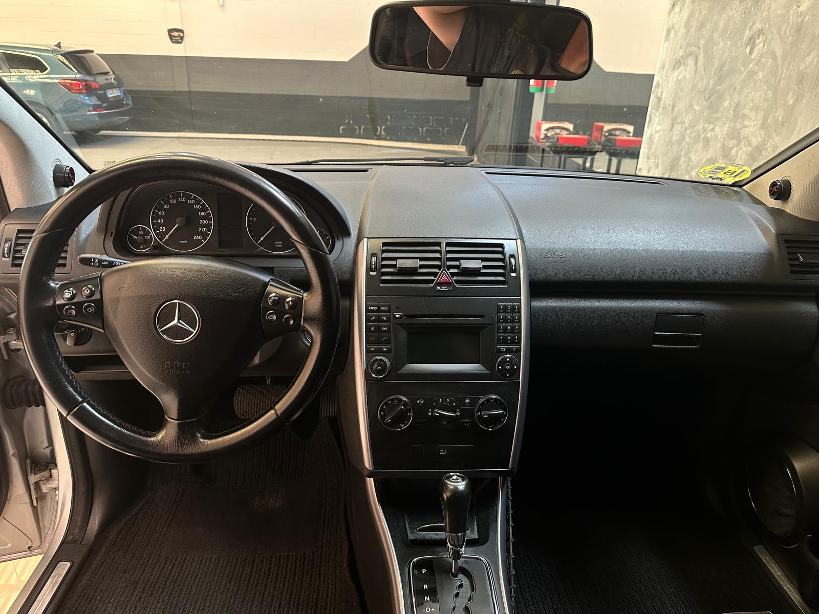 Mercedes-Benz Clase A 200