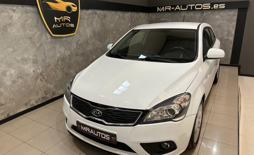 Kia Ceed 1.6 128cv