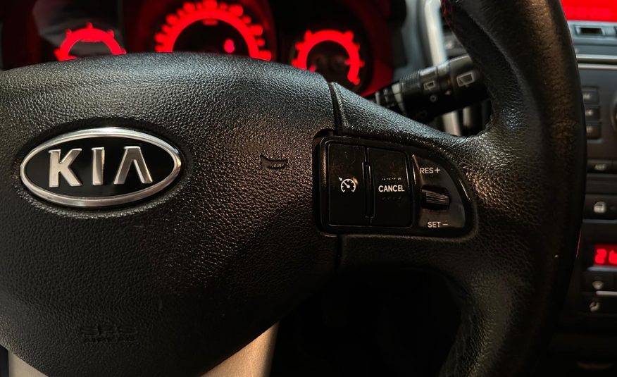 Kia Ceed 1.6 128cv