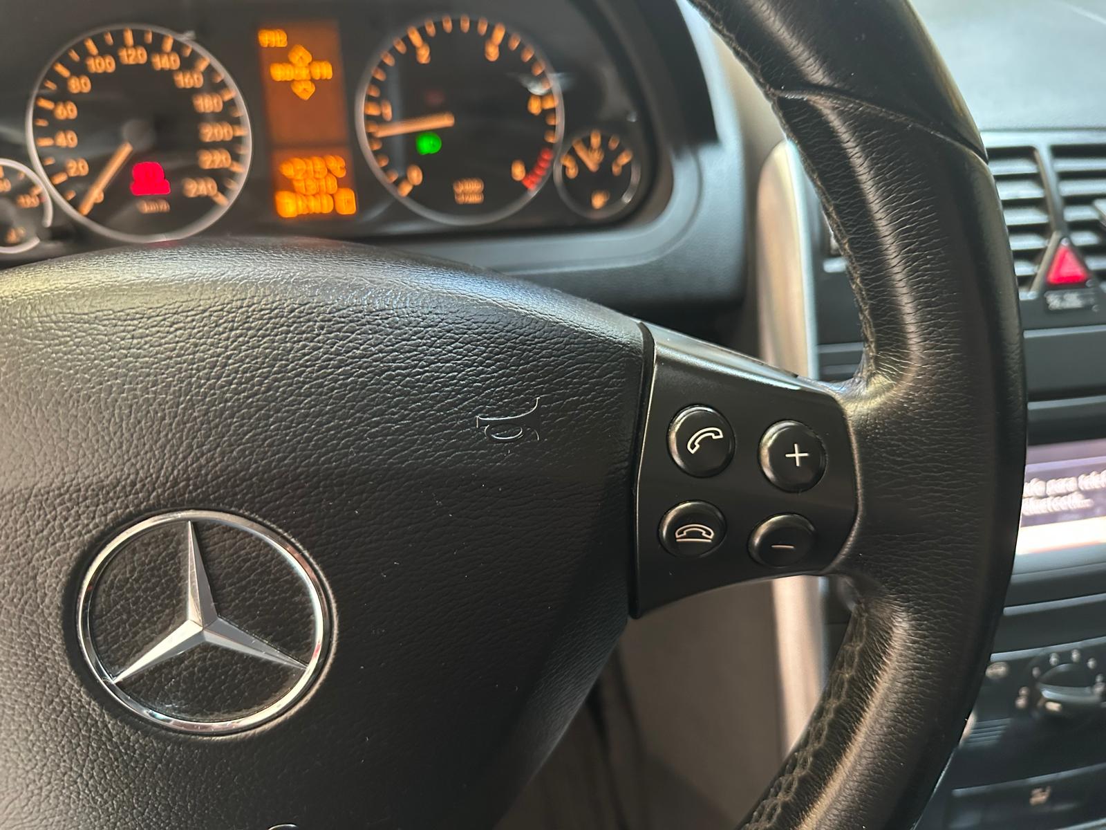 Mercedes-Benz Clase A 200